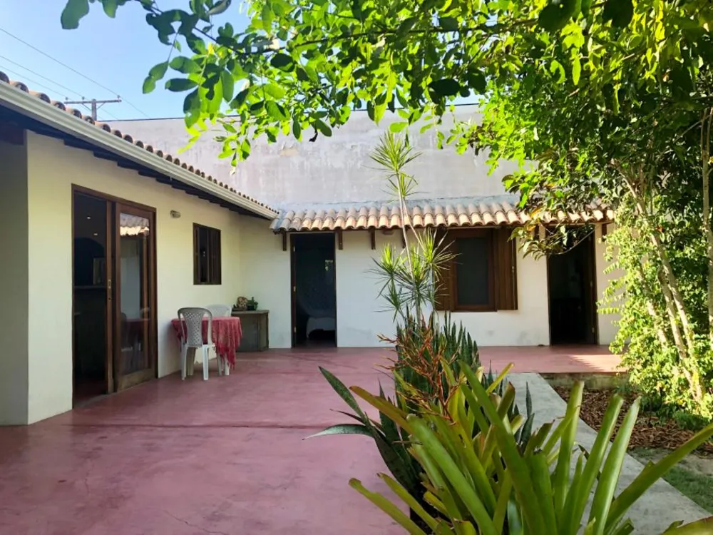 Casa, 5 quartos, 276 m² - Foto 2