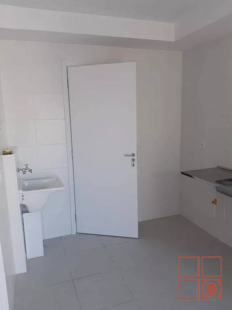 Apartamento, 1 quarto, 28 m² - Foto 2