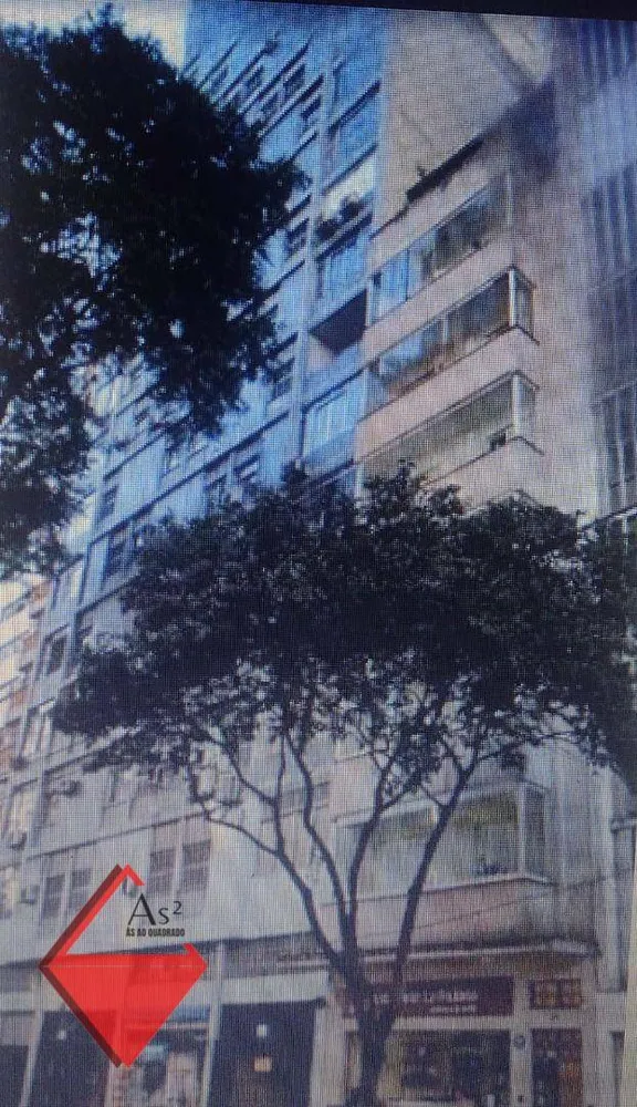 Apartamento, 3 quartos, 240 m² - Foto 1