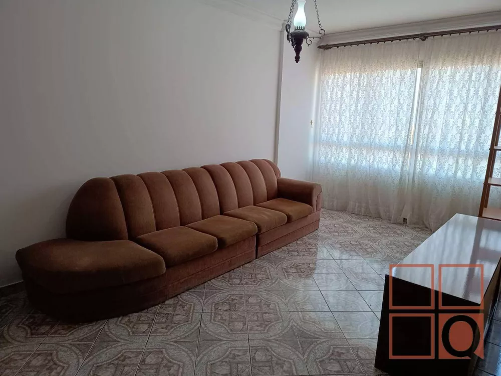 Apartamento à venda com 3 quartos, 100m² - Foto 2