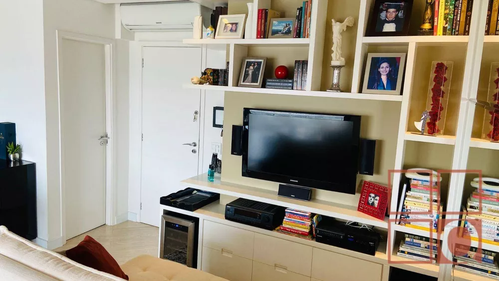 Apartamento à venda com 2 quartos, 92m² - Foto 4