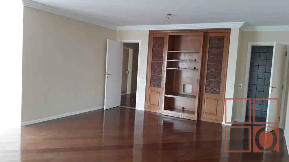 Apartamento, 4 quartos, 212 m² - Foto 1