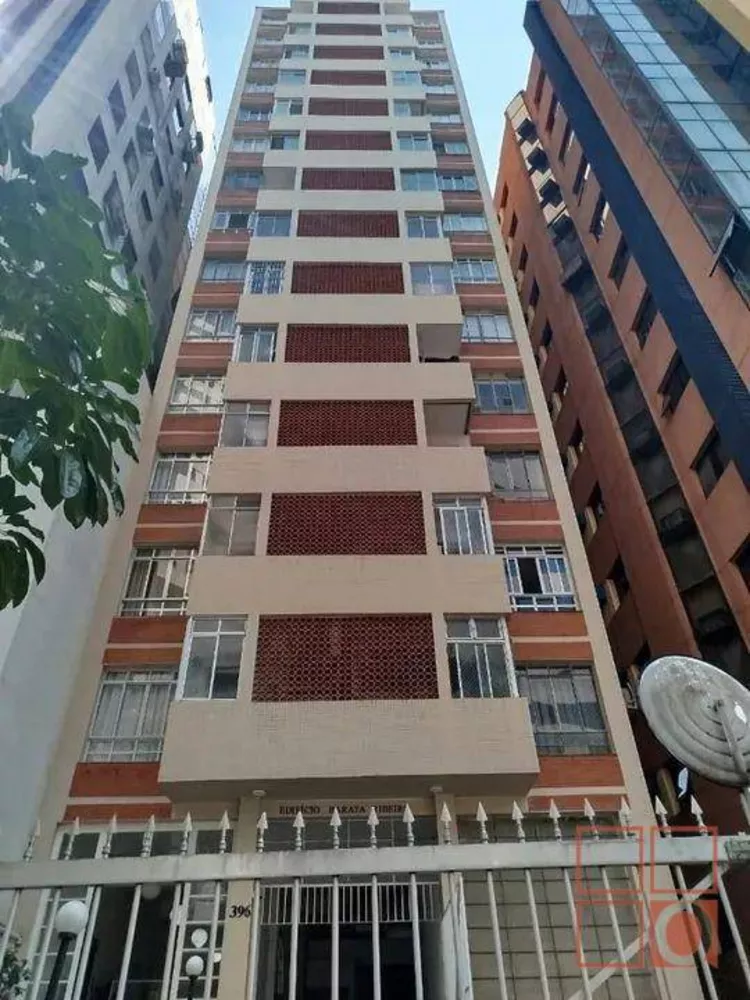 Apartamento à venda com 1 quarto, 50m² - Foto 2