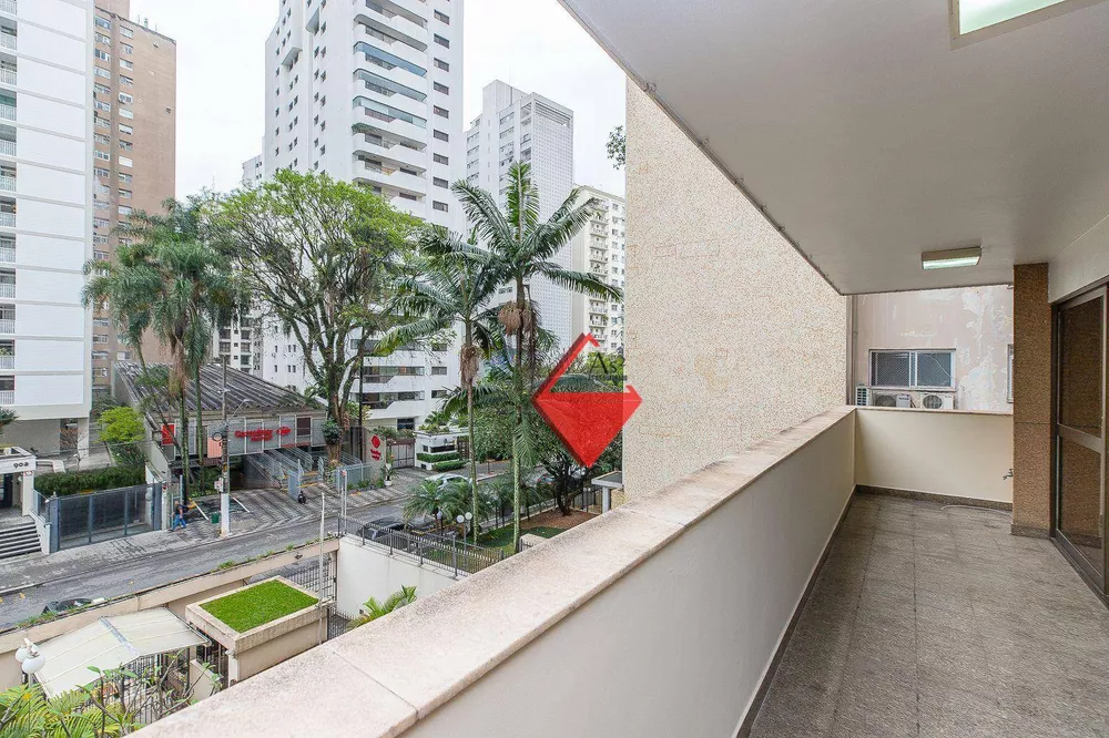 Apartamento, 4 quartos, 240 m² - Foto 1