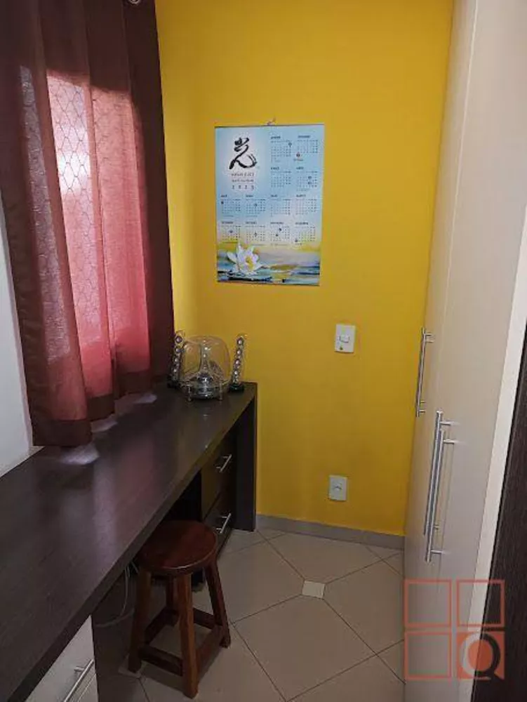 Apartamento à venda com 2 quartos, 77m² - Foto 2