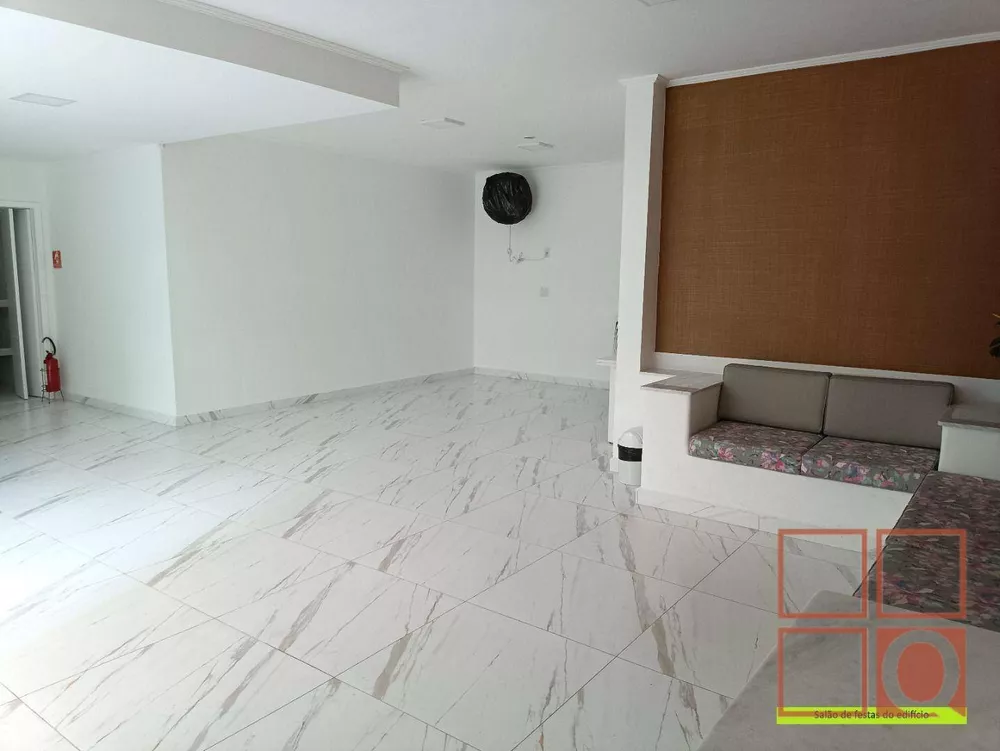 Apartamento à venda com 2 quartos, 74m² - Foto 1