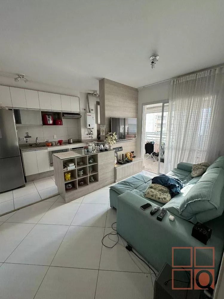 Apartamento à venda com 2 quartos, 67m² - Foto 1