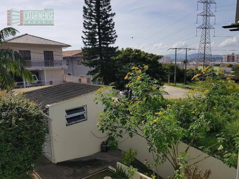 Casa, 3 quartos, 242 m² - Foto 3