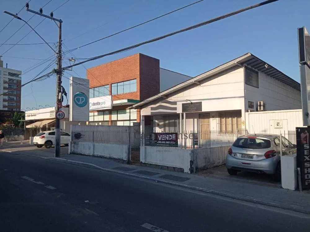 Casa, 3 quartos, 192 m² - Foto 4