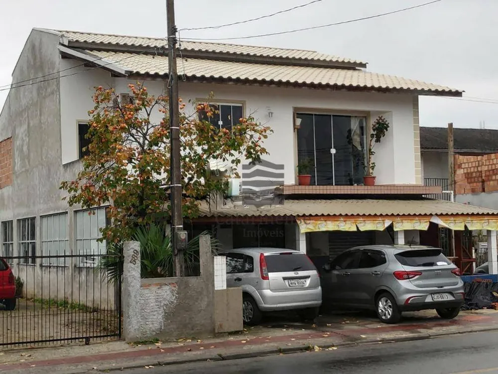 Casa, 3 quartos, 180 m² - Foto 1