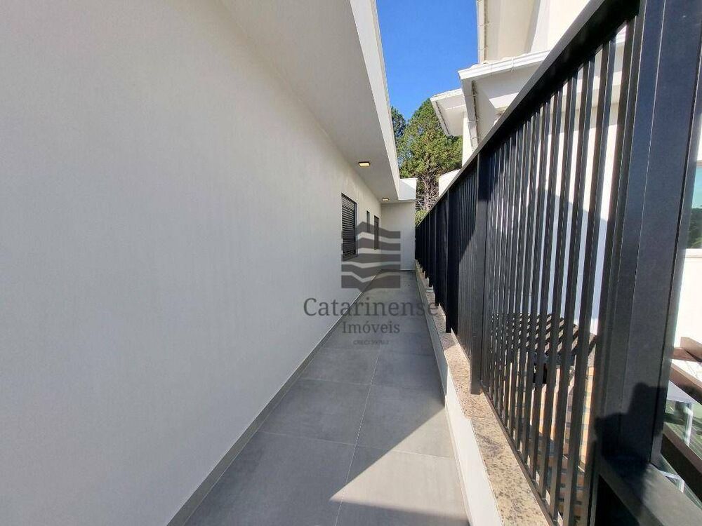 Casa à venda com 3 quartos, 202m² - Foto 30