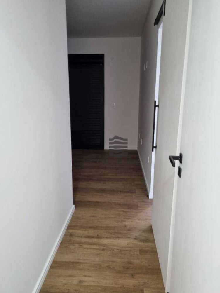Casa à venda com 3 quartos, 202m² - Foto 16