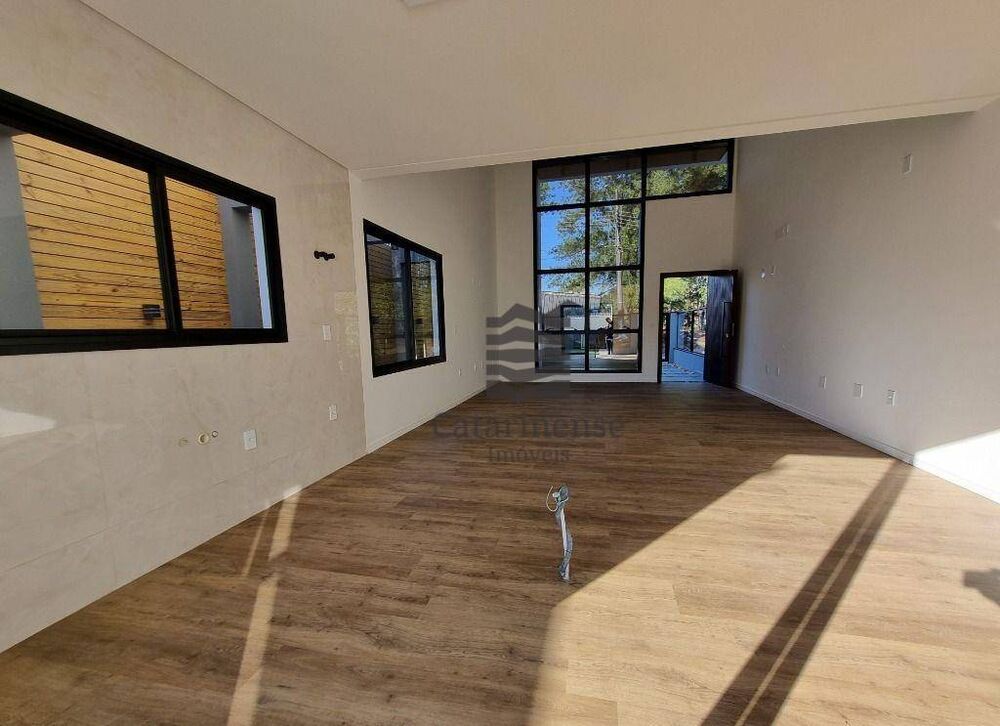 Casa à venda com 3 quartos, 202m² - Foto 19