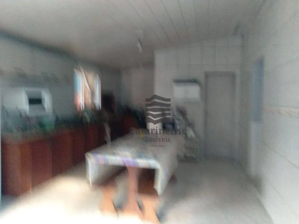 Chácara, 2 quartos, 1275 m² - Foto 4