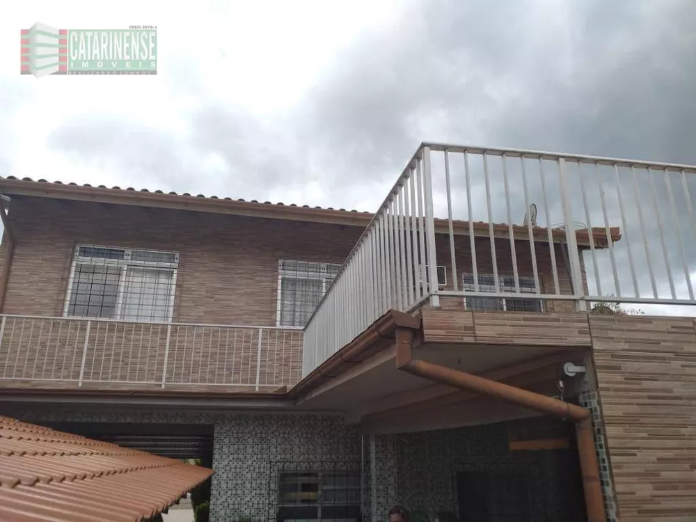 Casa, 4 quartos, 220 m² - Foto 4