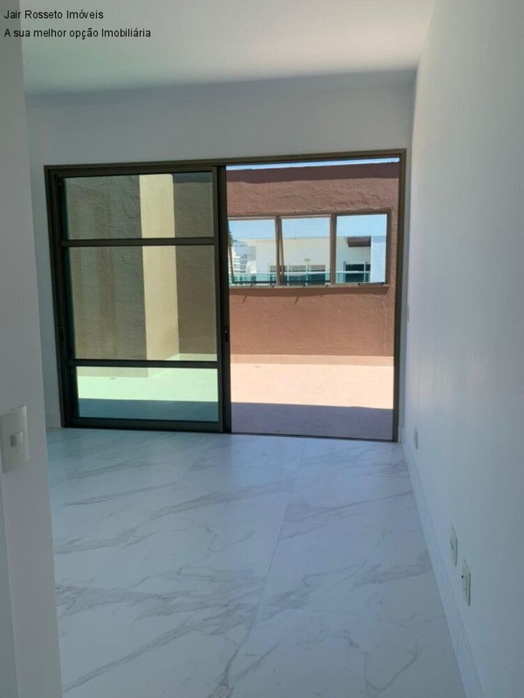 Cobertura, 3 quartos, 214 m² - Foto 8
