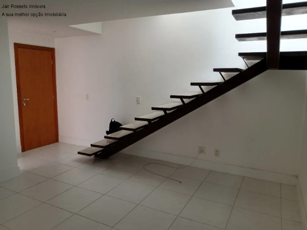 Cobertura, 3 quartos, 214 m² - Foto 4