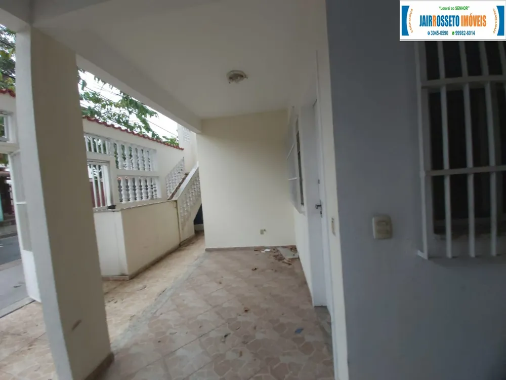 Casa, 3 quartos, 200 m² - Foto 1