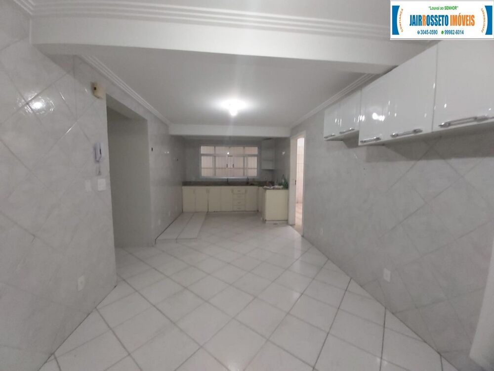 Casa, 3 quartos, 200 m² - Foto 1