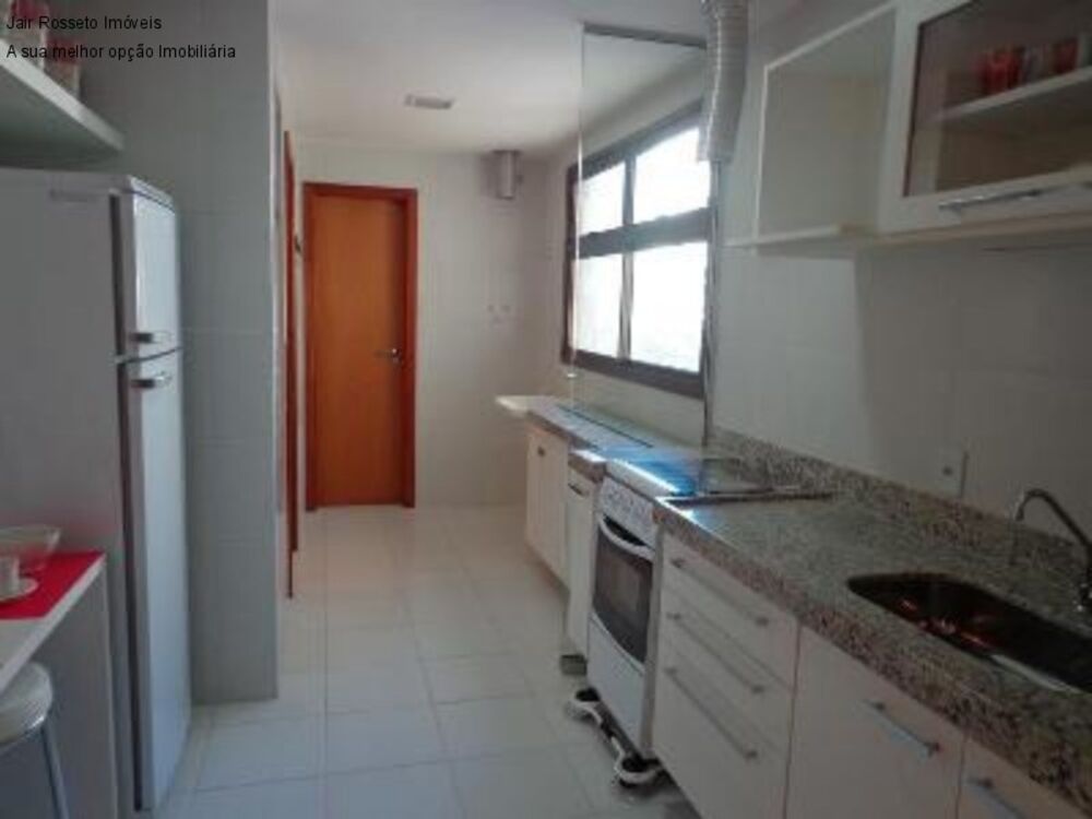 Apartamento para alugar com 3 quartos, 107m² - Foto 2