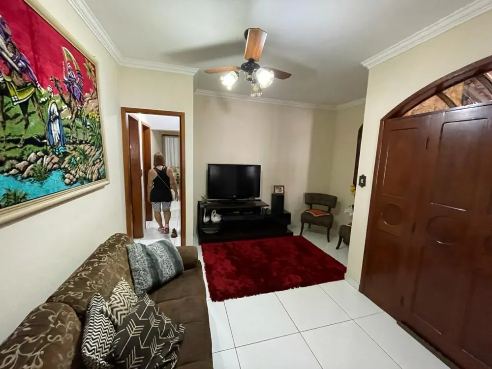Casa, 3 quartos, 220 m² - Foto 4