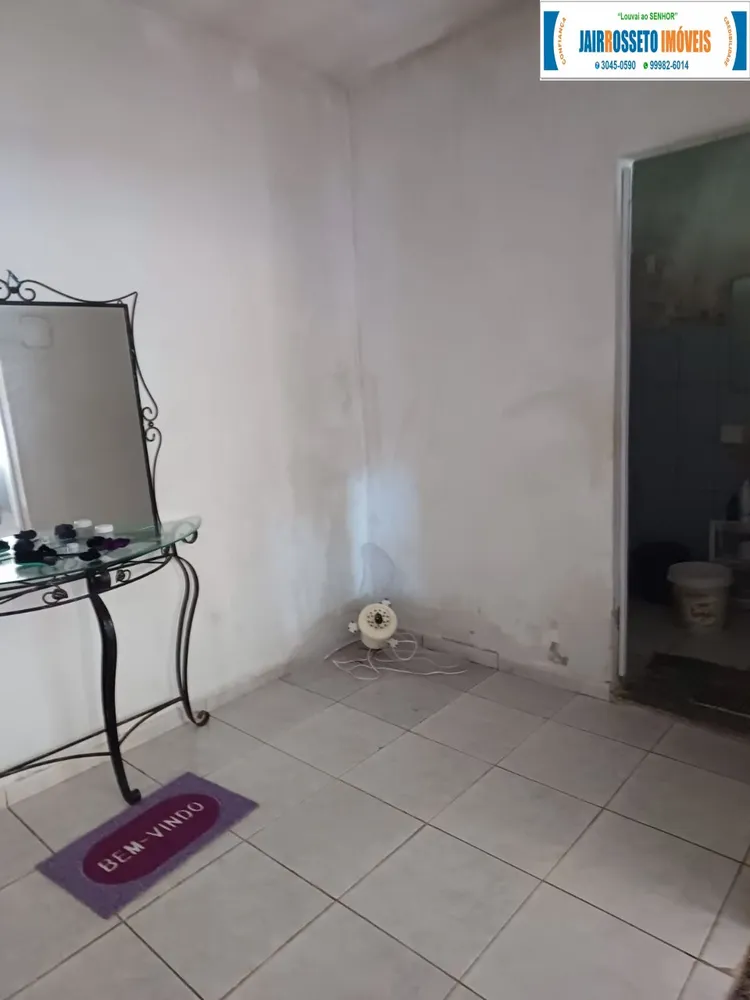 Casa, 2 quartos, 241 m² - Foto 1