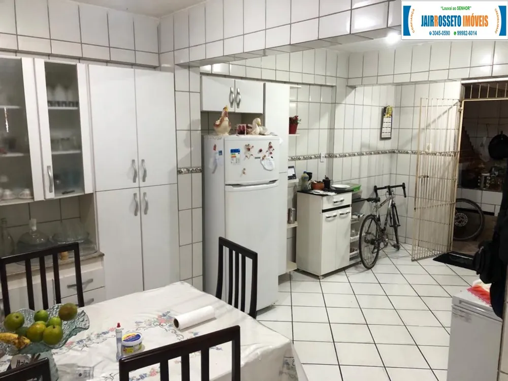 Casa, 4 quartos, 340 m² - Foto 3