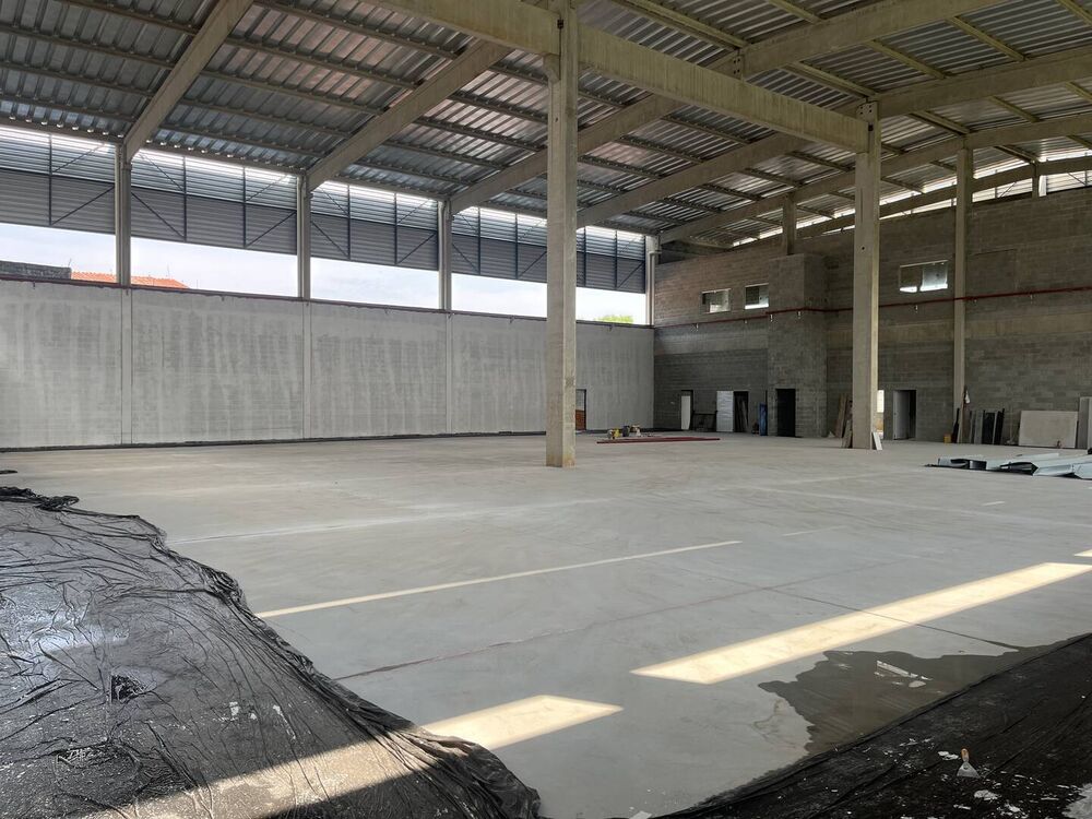 Depósito-Galpão-Armazém para alugar, 1600m² - Foto 7