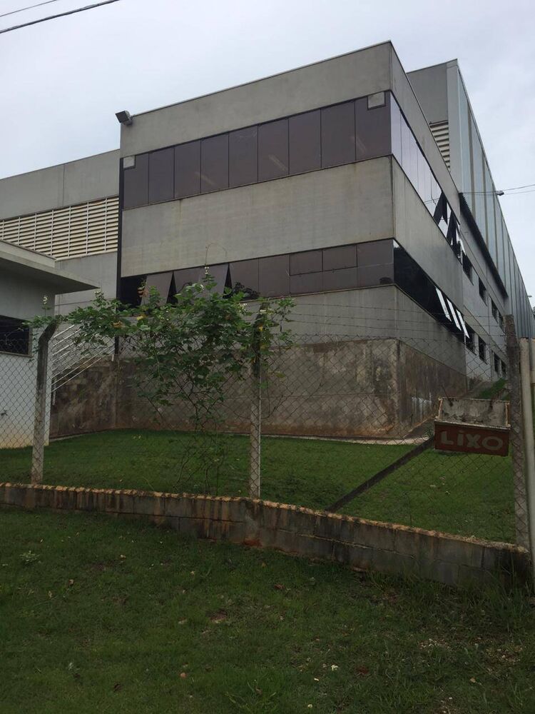 Depósito-Galpão-Armazém à venda, 2400m² - Foto 1