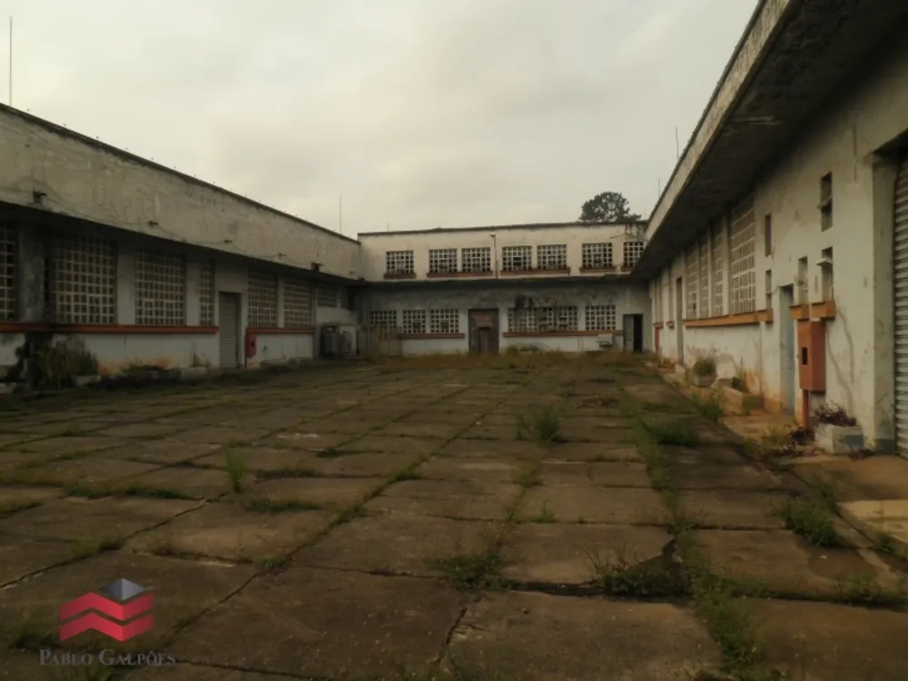Depósito-Galpão, 20000 m² - Foto 1