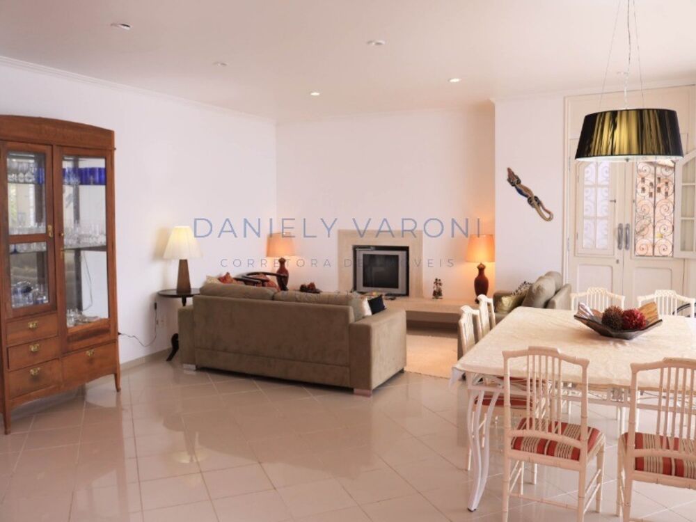 Casa, 6 quartos, 312 m² - Foto 2