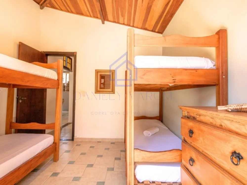 Casa, 3 quartos, 225 m² - Foto 13