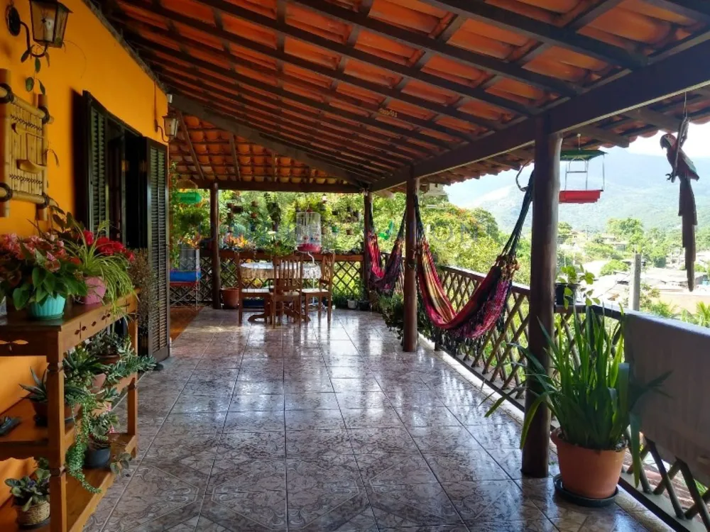 Casa, 5 quartos, 155 m² - Foto 1