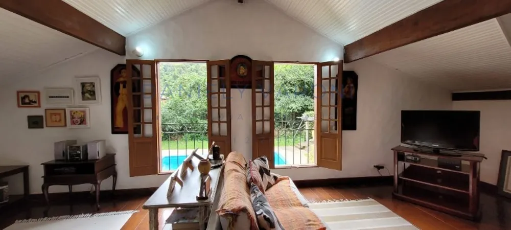 Casa, 3 quartos, 275 m² - Foto 9