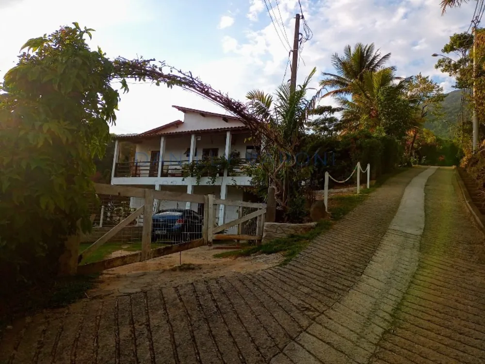 Casa, 6 quartos, 139 m² - Foto 2