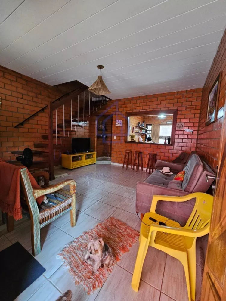 Casa de Condomínio à venda com 2 quartos, 82m² - Foto 2