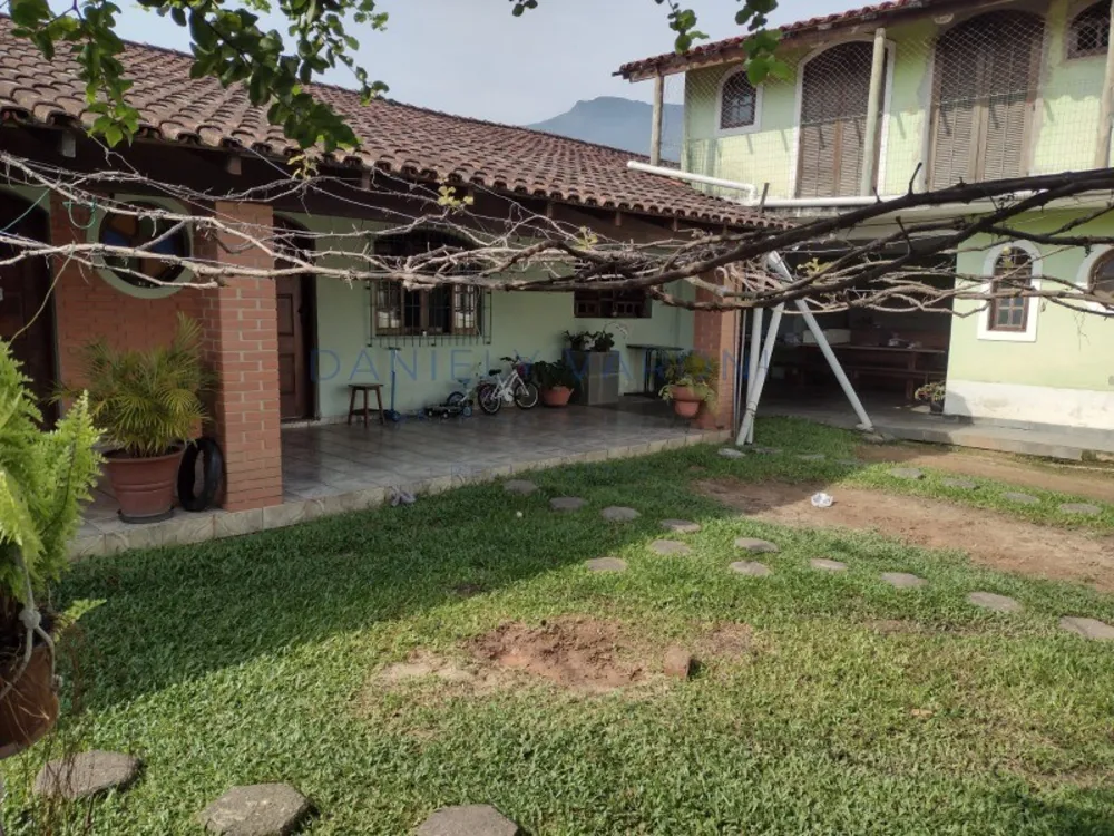 Casa, 4 quartos, 373 m² - Foto 1