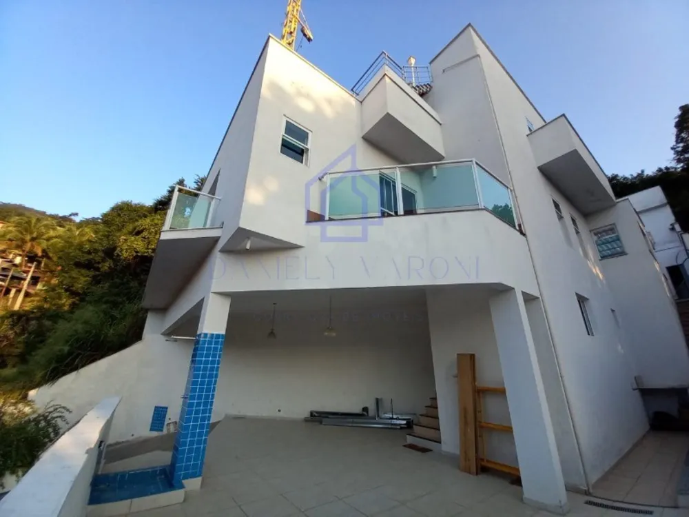 Casa, 4 quartos, 203 m² - Foto 2
