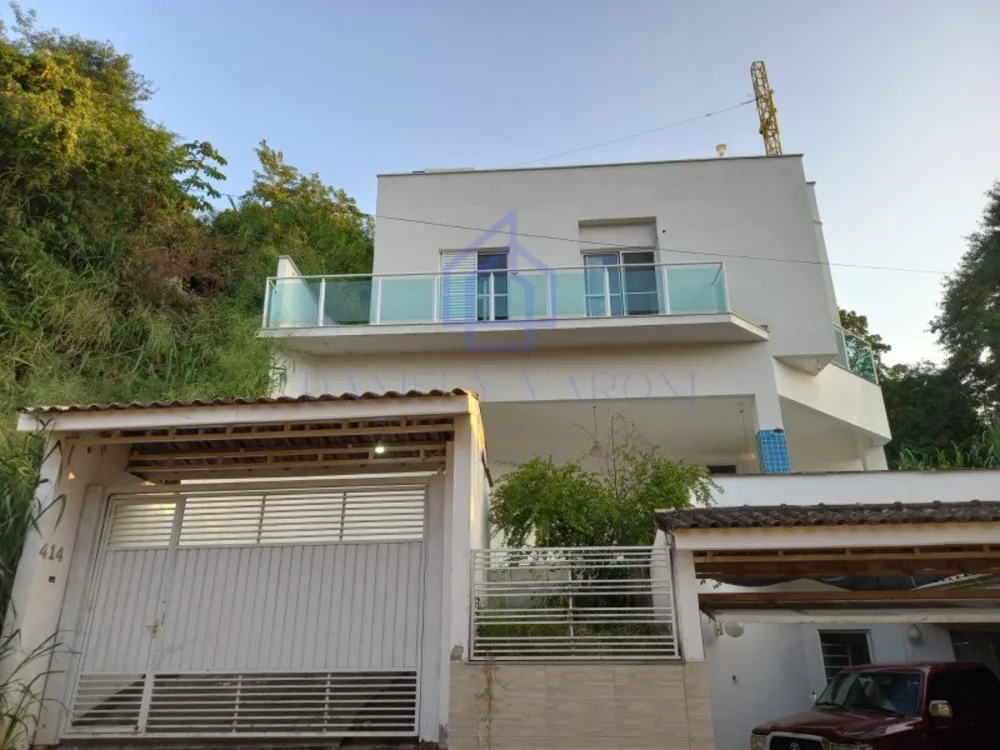 Casa, 4 quartos, 203 m² - Foto 1