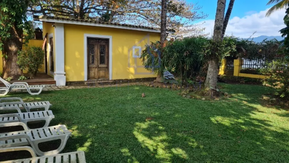 Casa à venda com 6 quartos, 460m² - Foto 3