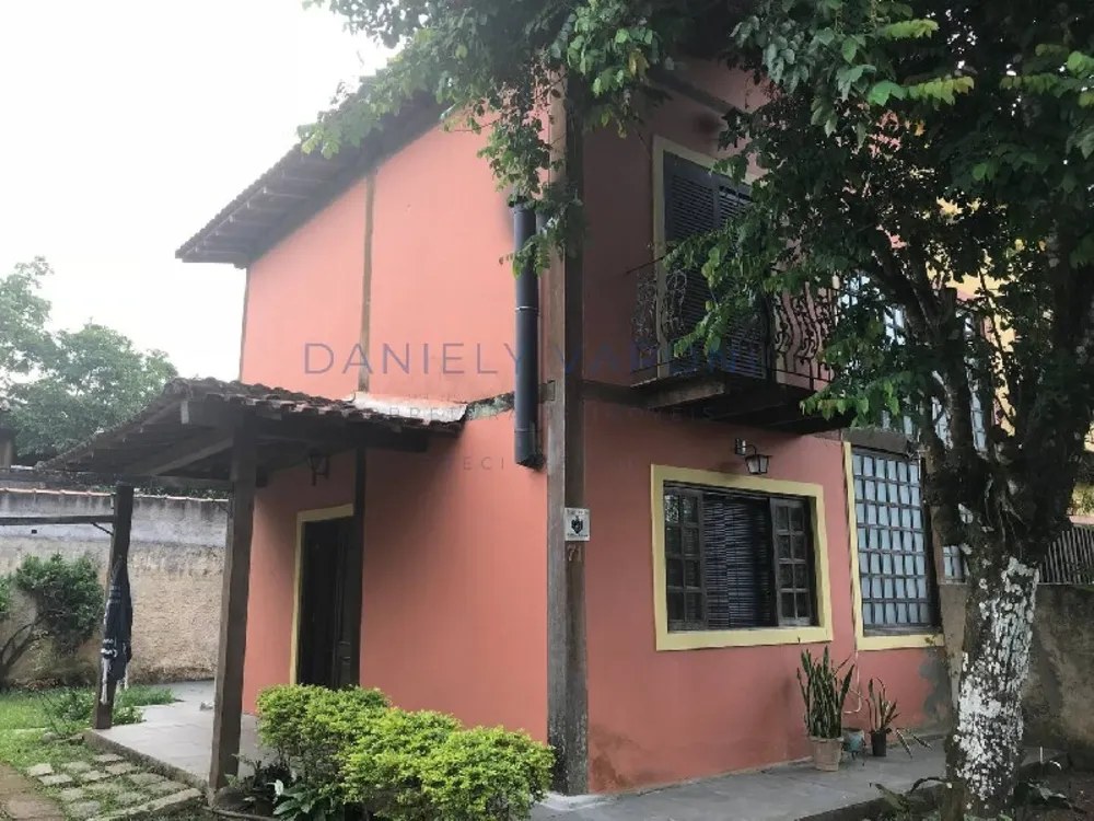 Casa, 4 quartos, 148 m² - Foto 1