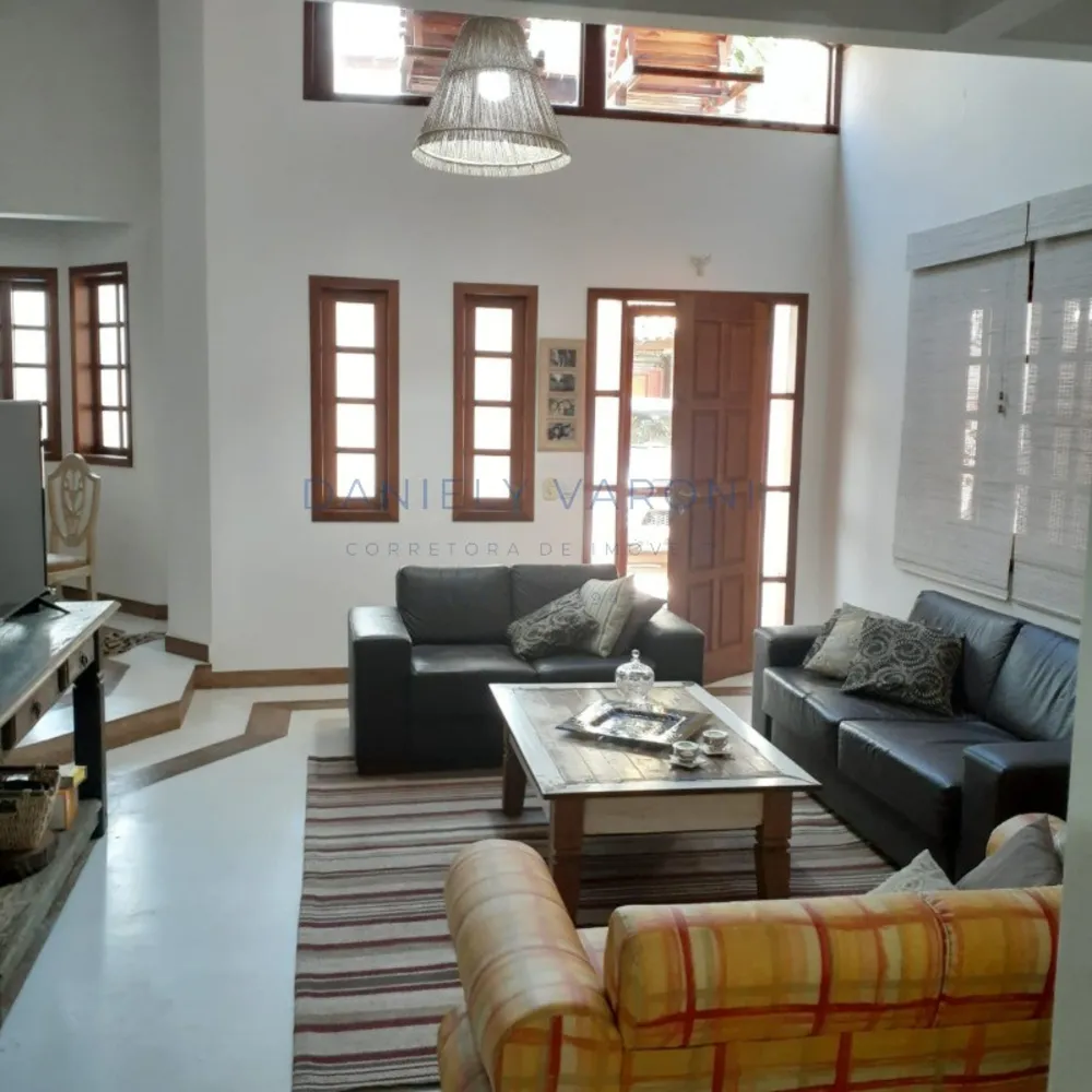 Casa, 5 quartos, 178 m² - Foto 1