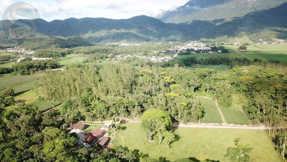 Fazenda à venda com 4 quartos, 126250m² - Foto 1