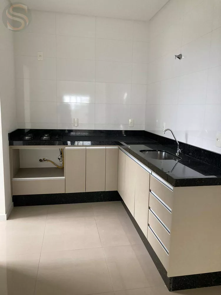 Apartamento à venda com 3 quartos, 92m² - Foto 1