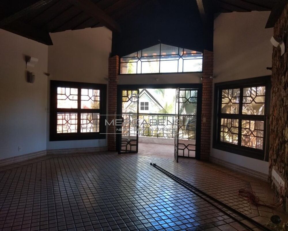 Casa à venda com 4 quartos - Foto 1