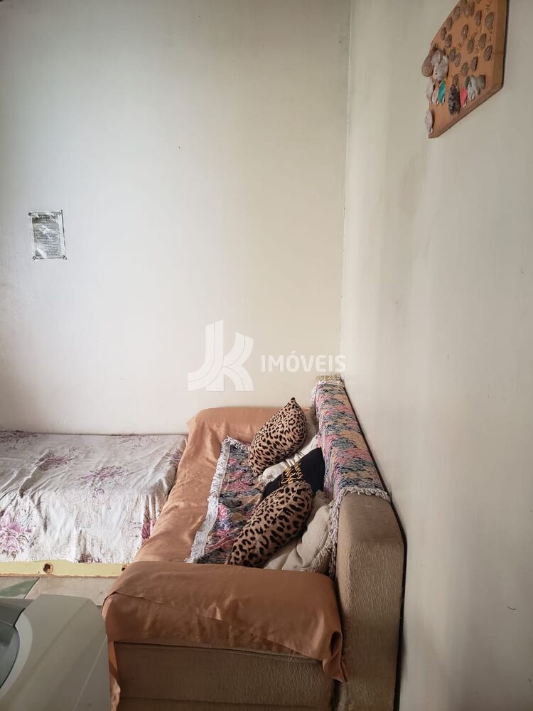 Casa à venda com 1 quarto, 46m² - Foto 3