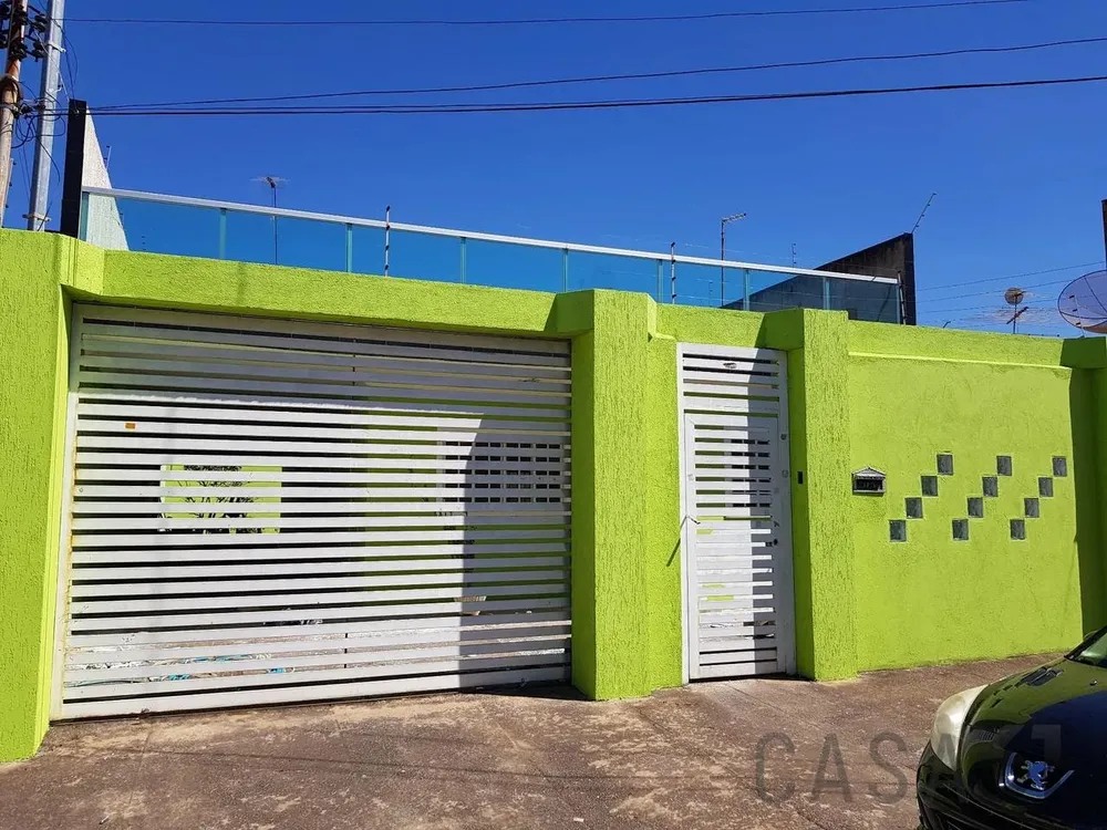 Casa, 4 quartos, 210 m² - Foto 1