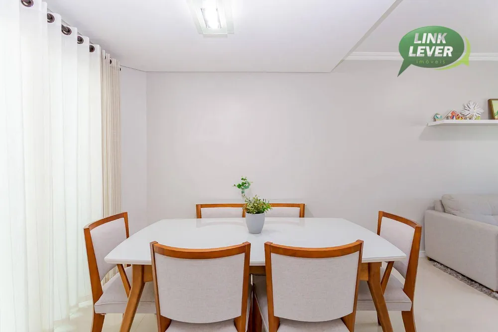 Casa, 5 quartos, 177 m² - Foto 1