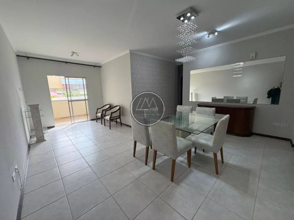 Apartamento, 3 quartos, 100 m² - Foto 2