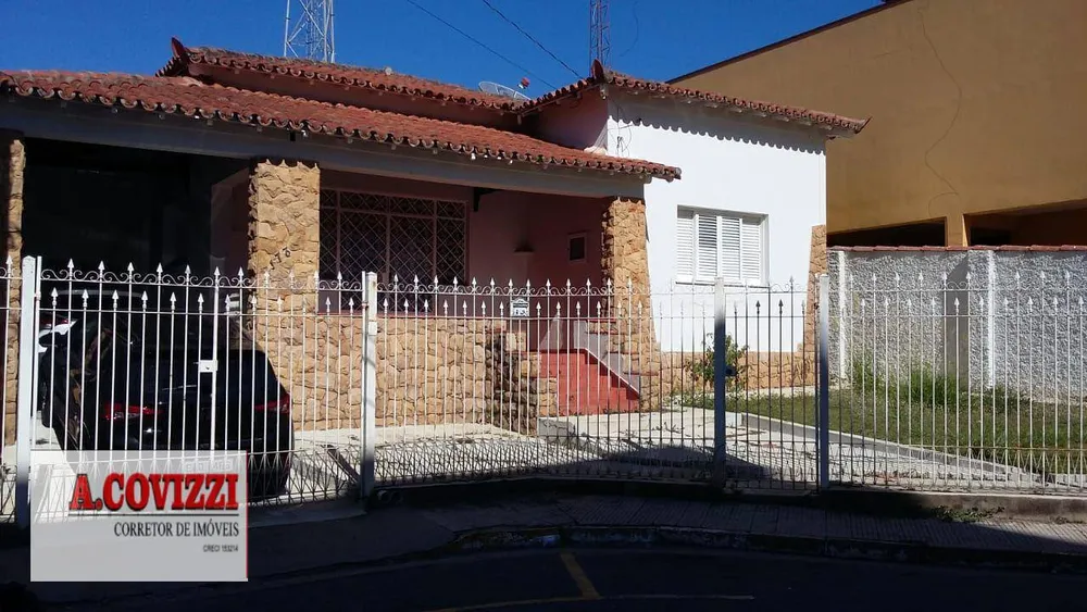 Casa, 4 quartos, 210 m² - Foto 1